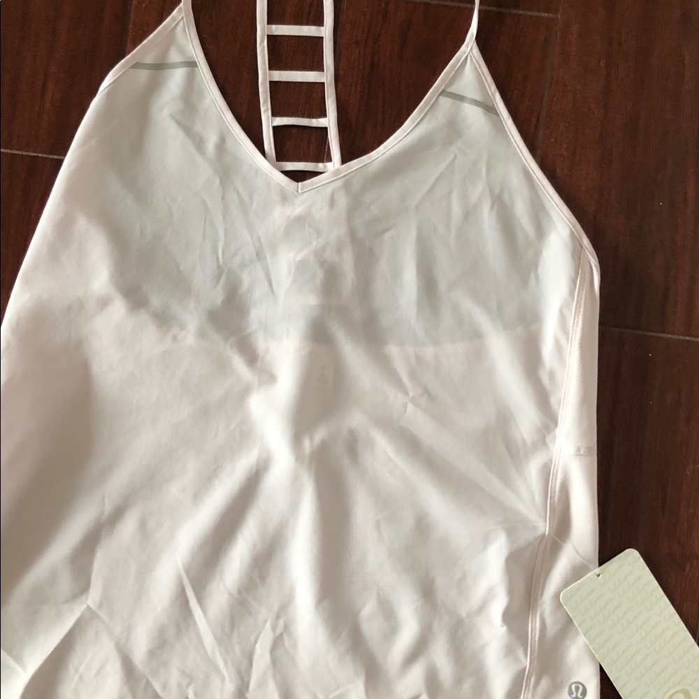 Lululemon Breezy Singlet Size 6 NWT